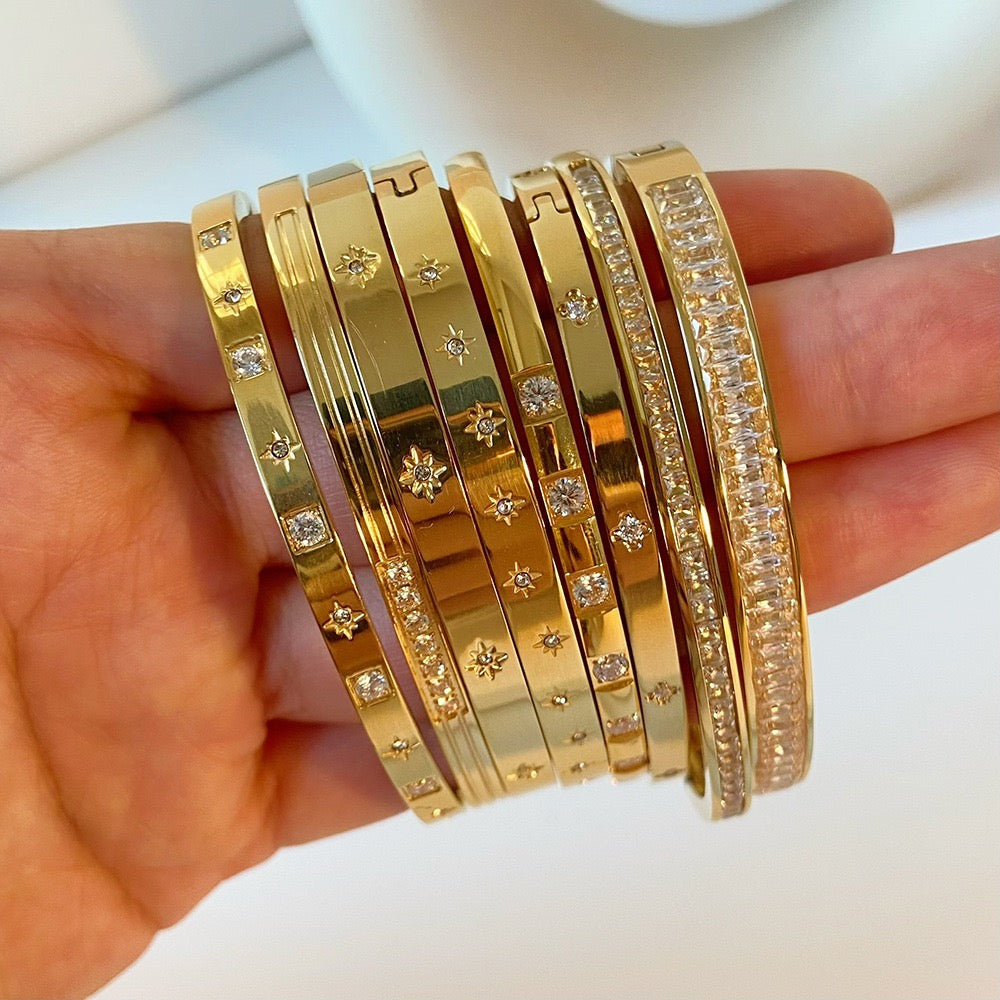 Luxury Star Motif Stainless Steel Bangle –18K Gold Plated