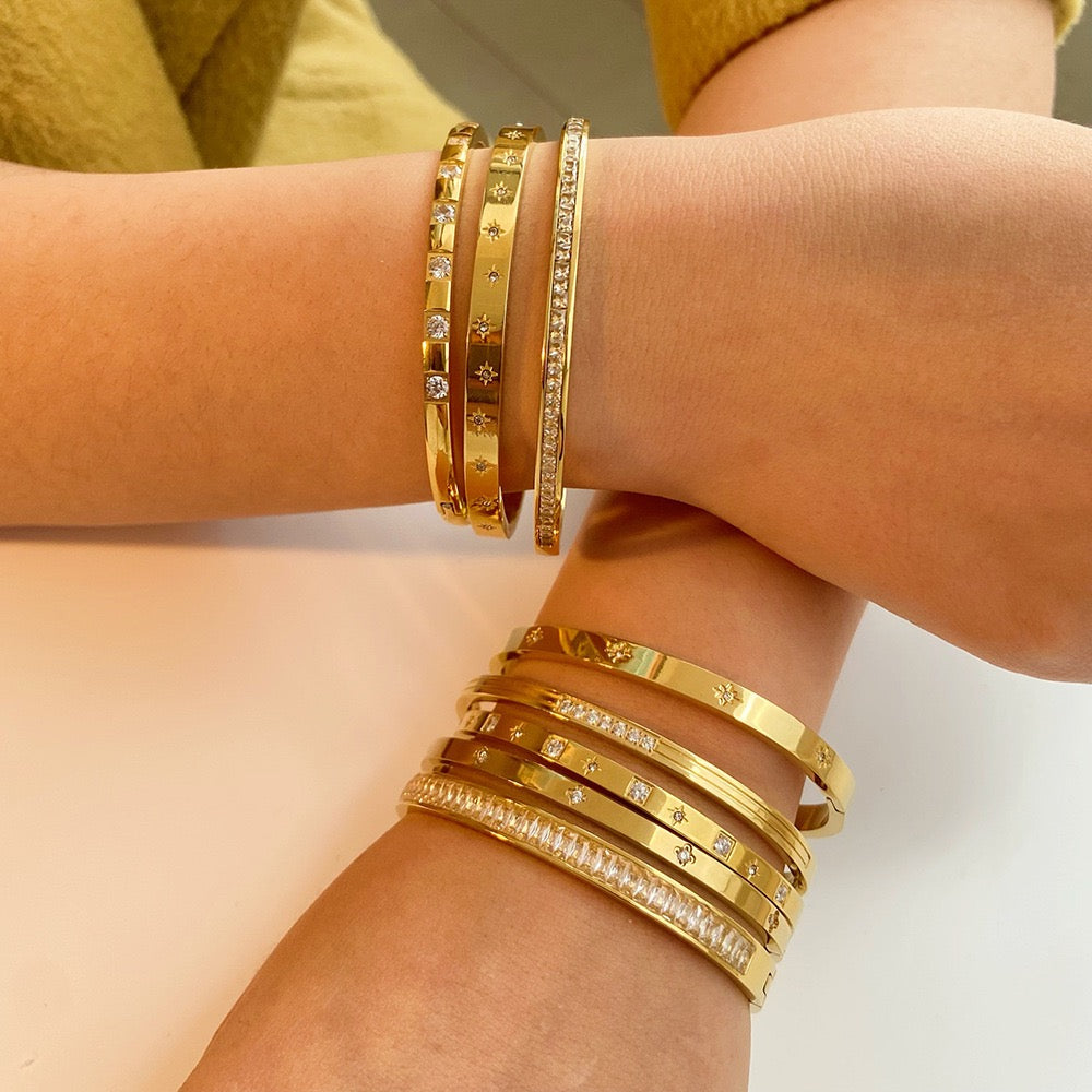 Luxury Star Motif Stainless Steel Bangle –18K Gold Plated