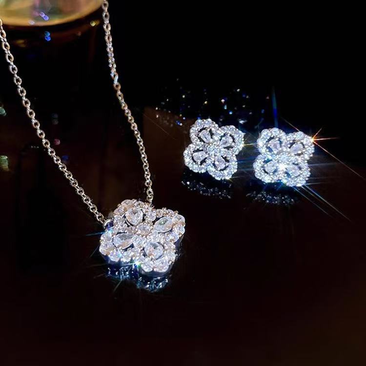 S999 sterling silver flash diamond four-leaf clover necklace earrings set