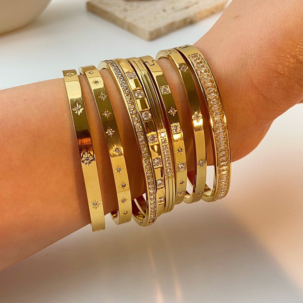 Luxury Star Motif Stainless Steel Bangle –18K Gold Plated
