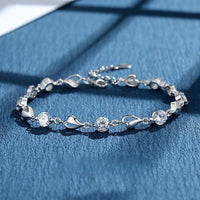 Moissanite in the heart of the sea zircon heart bracelet