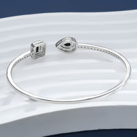 Bracelet with adjustable opening
