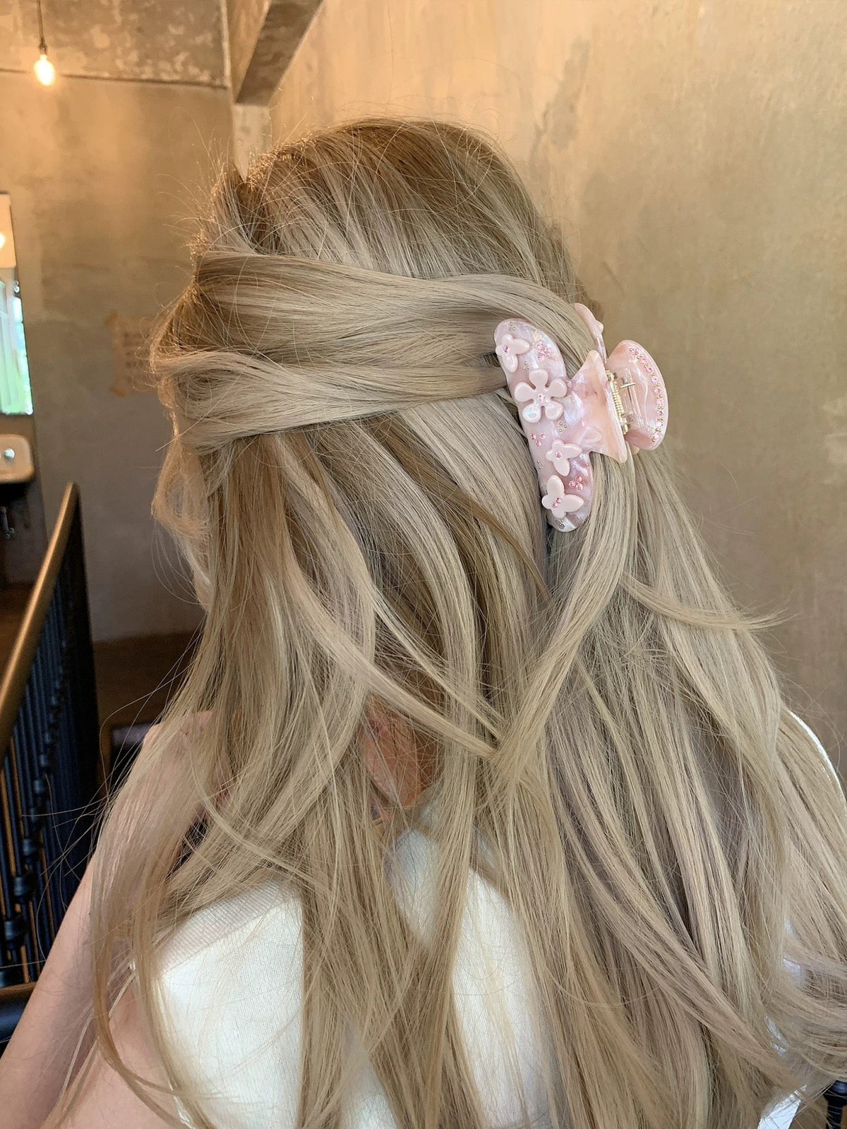 PINKBERRY CLAW CLIP