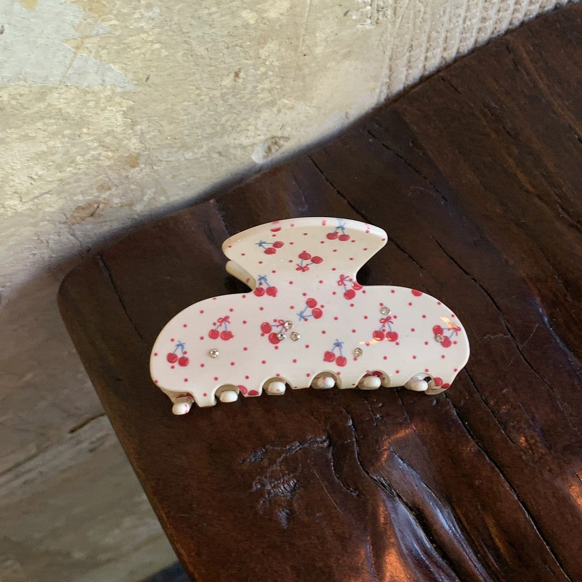 Cherry Claw Clip