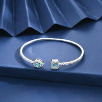 Bracelet with adjustable opening