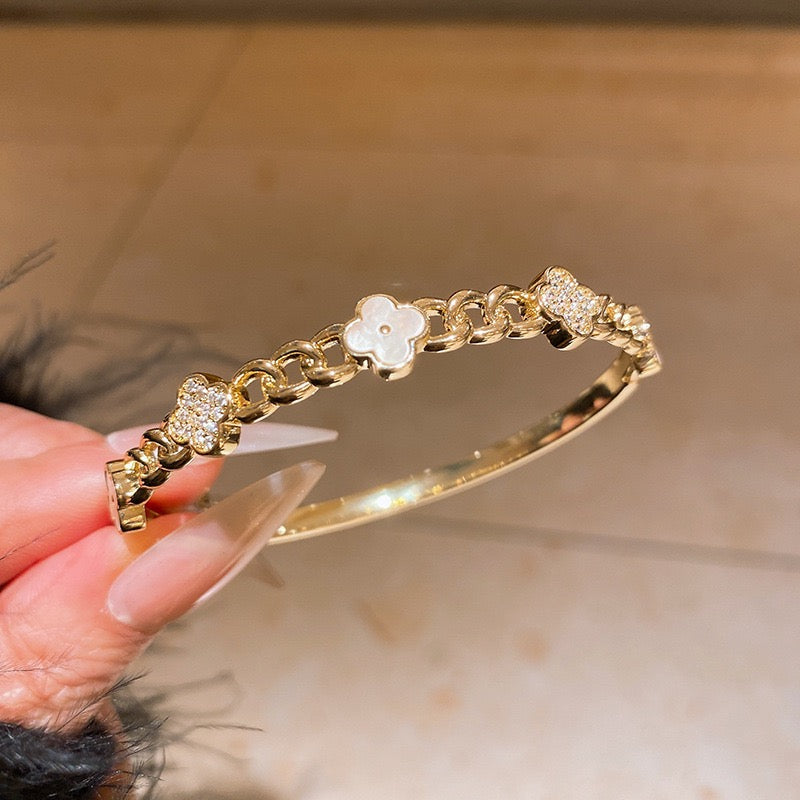 Real gold plated lucky four-leaf clover zircon bracelet