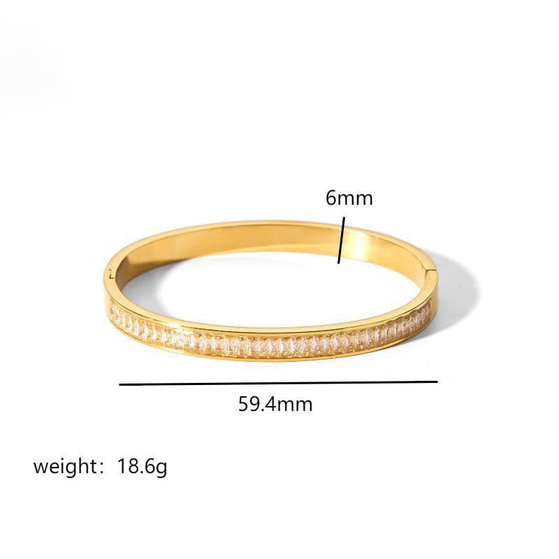 Luxury Star Motif Stainless Steel Bangle –18K Gold Plated