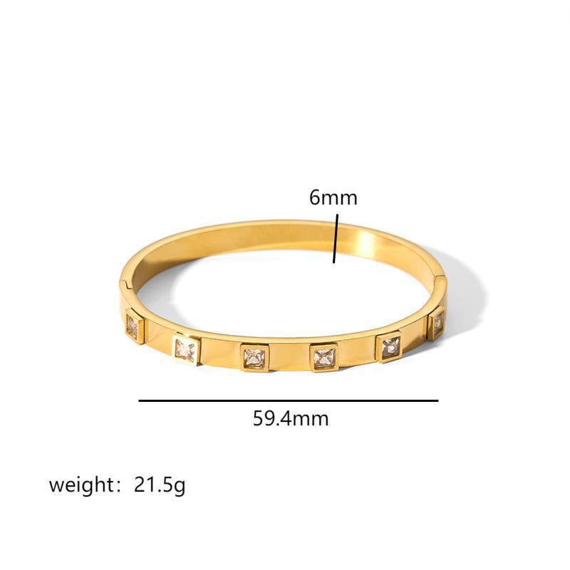 Luxury Star Motif Stainless Steel Bangle –18K Gold Plated