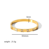 Luxury Star Motif Stainless Steel Bangle –18K Gold Plated